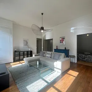 https://suite-lavany.hotels-rhonealpes.com